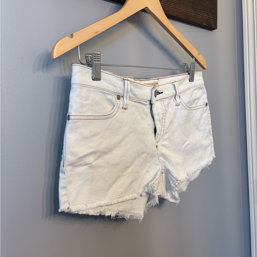Roxy Low Rise Frayed Hem White Jean Shorts size 27 - Picture 3 of 12